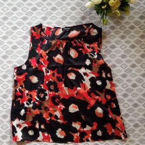 Nine West women's flowy top. Size XL. Beautiful!